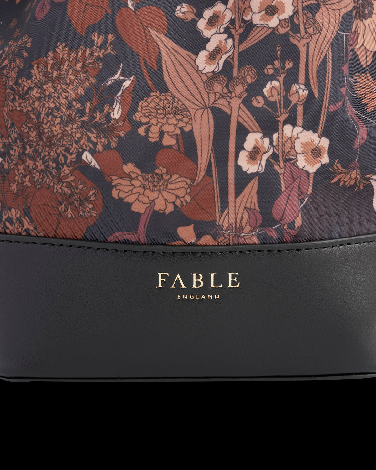 Bolso Bucket Deco Blooms Negro