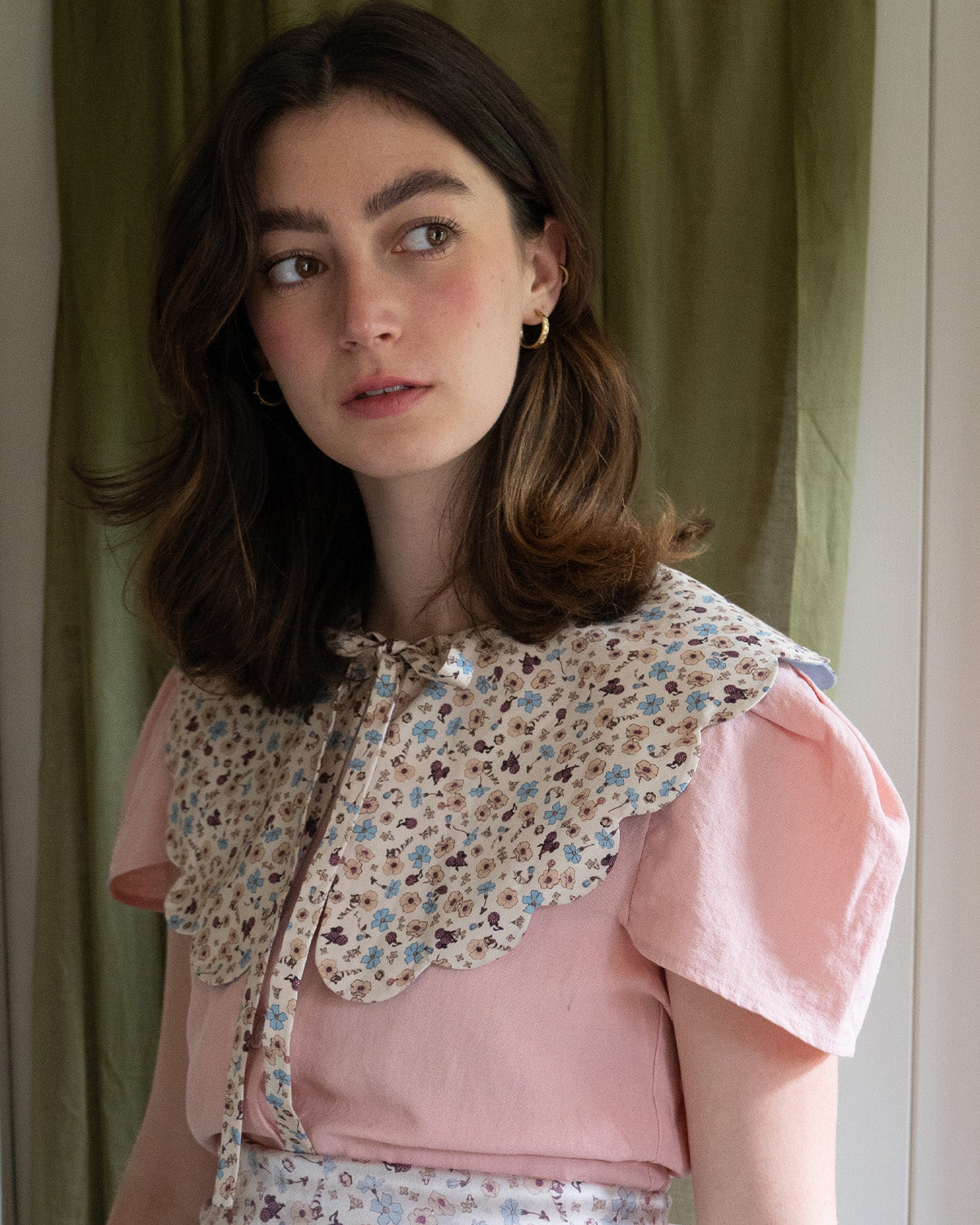 Cuello Margaritas Deco Blooms Crema