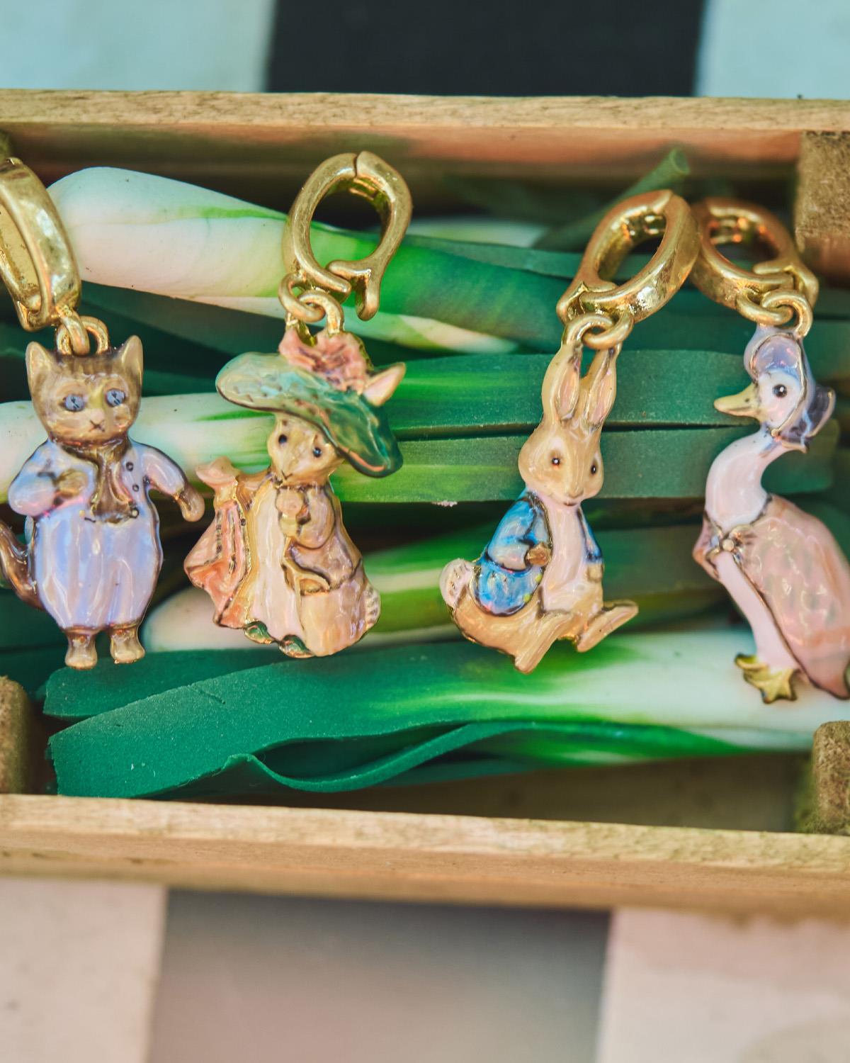 Charm Tom Kitten Fable England x Peter Rabbit