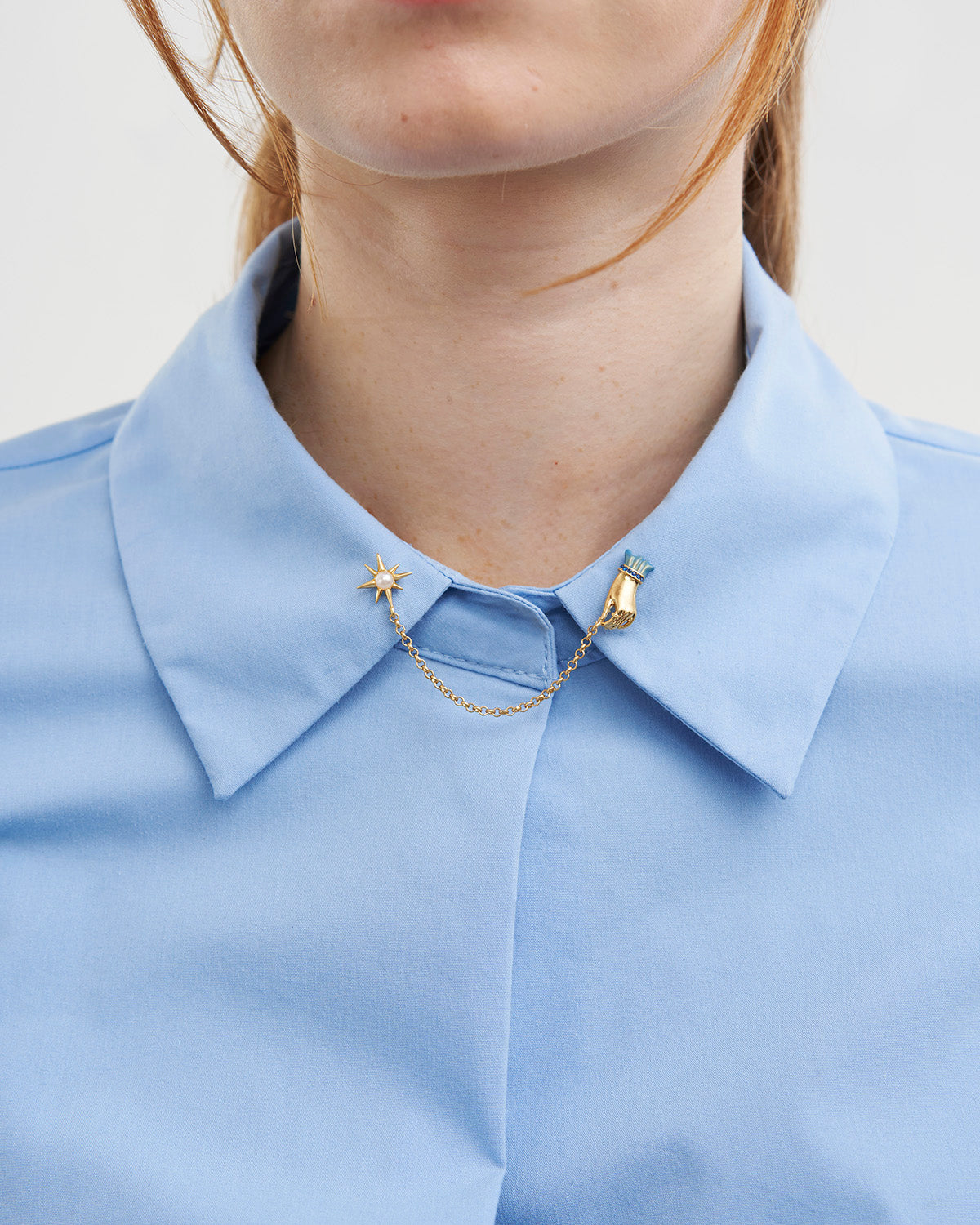 Palm Of Your Hand Pearl Chain Collar Brooch in Gold