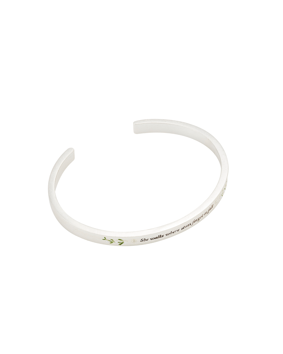 Niva Mistletoe Pearl Bangle in Silver