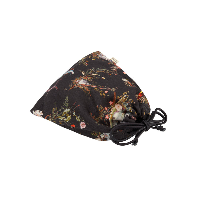 Wonderland Black Pyjamas & Wonderland Black Sleep Mask Set