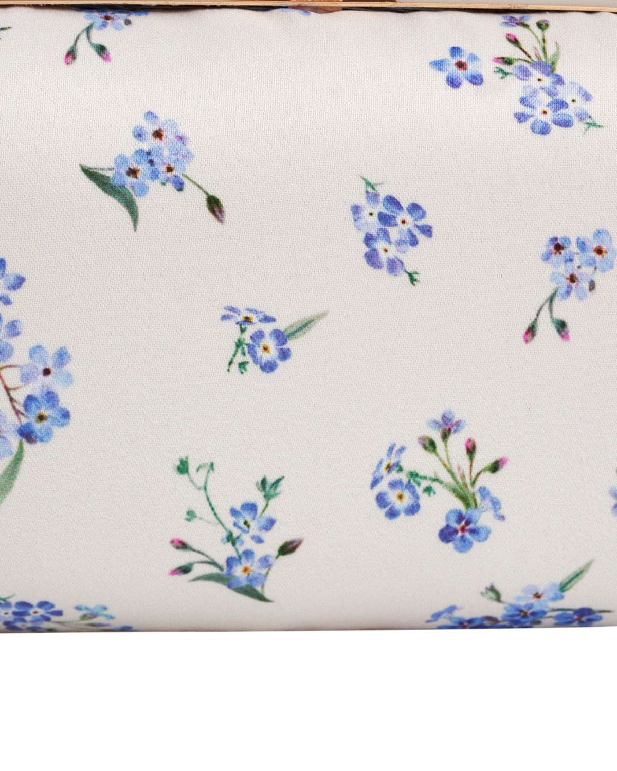 Floral pattern with blue flowers on a white background