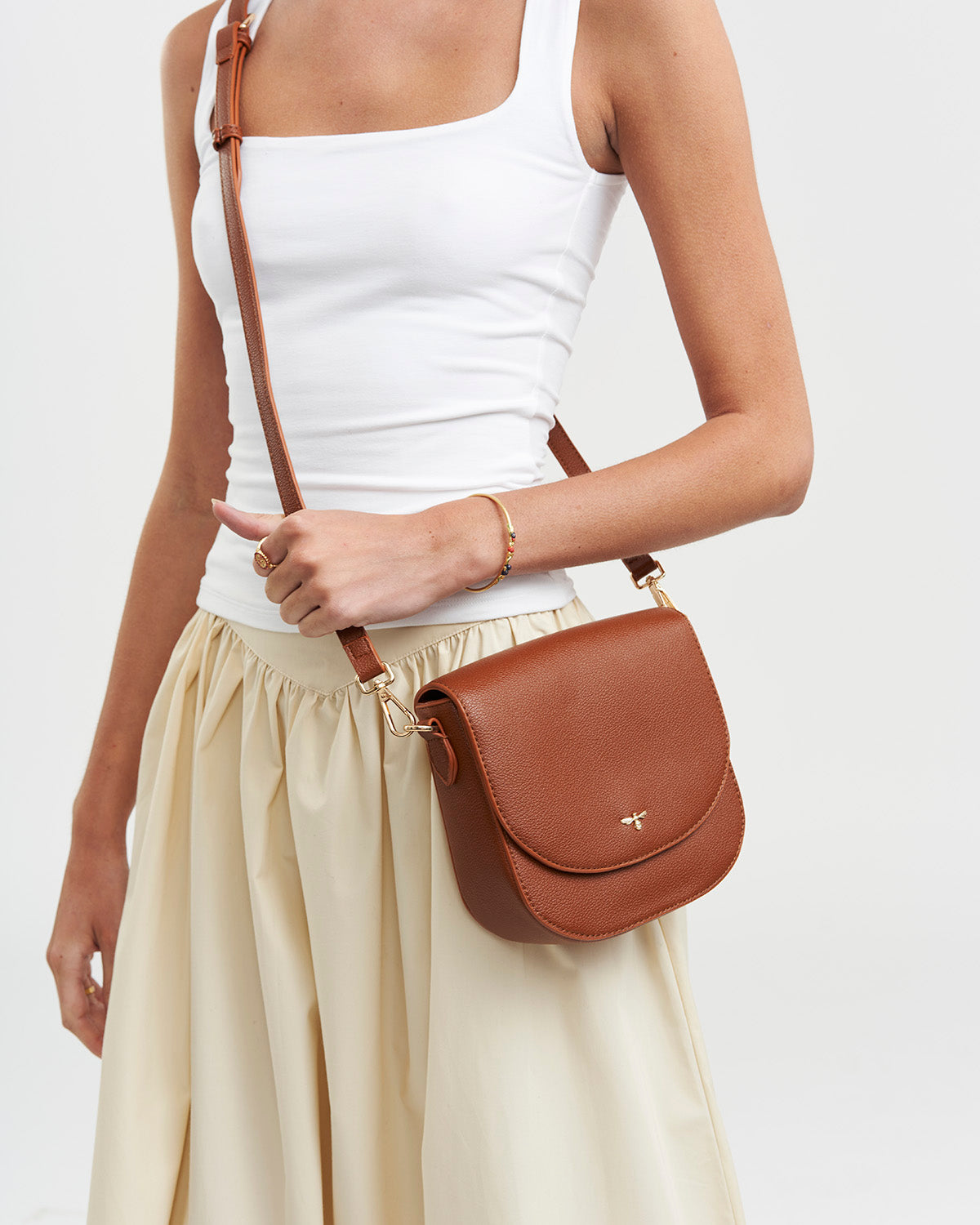 Beth Saddle Crossbody Bag in Tan