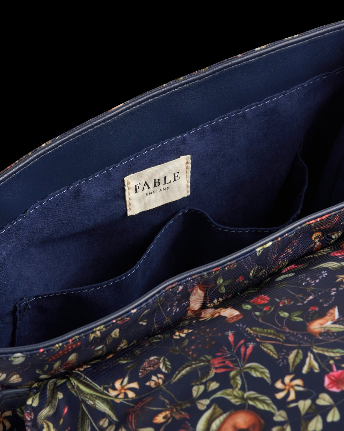 Wolf Garden Large Navy Backpack | Fable England