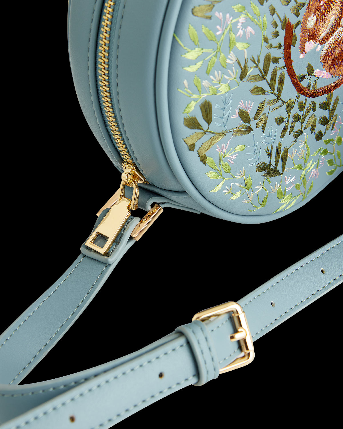 Chloe Circle Bag Embroidered Dormouse Blue