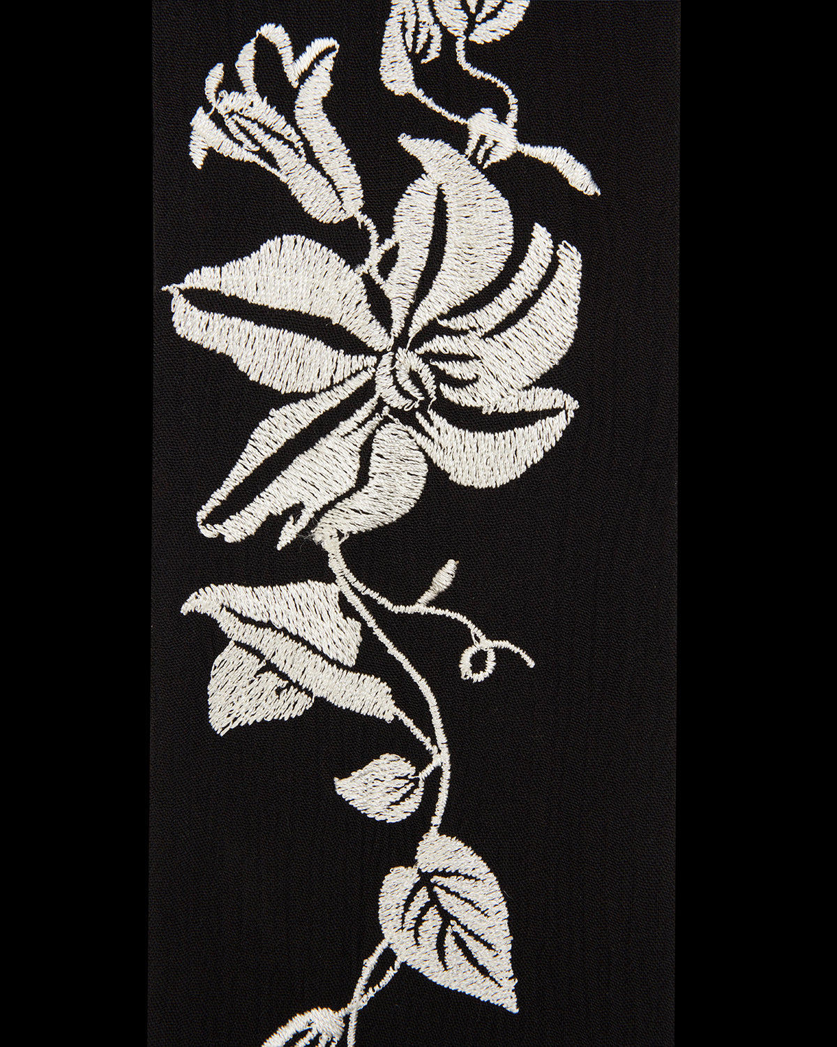 Fular Bohemio Bordado Floral Negro