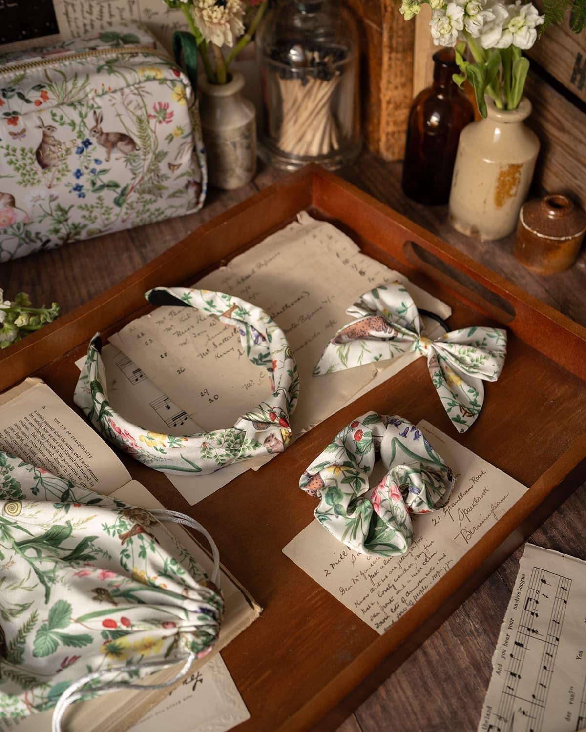 Meadow Creatures Headband, Scrunchie & Bow Marshmallow - Set of 3 by Fable England