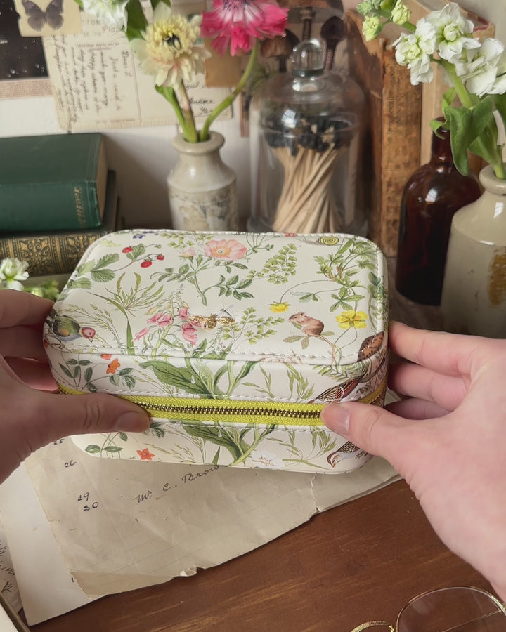 Marshmallow Large Jewellery Box by Fable England