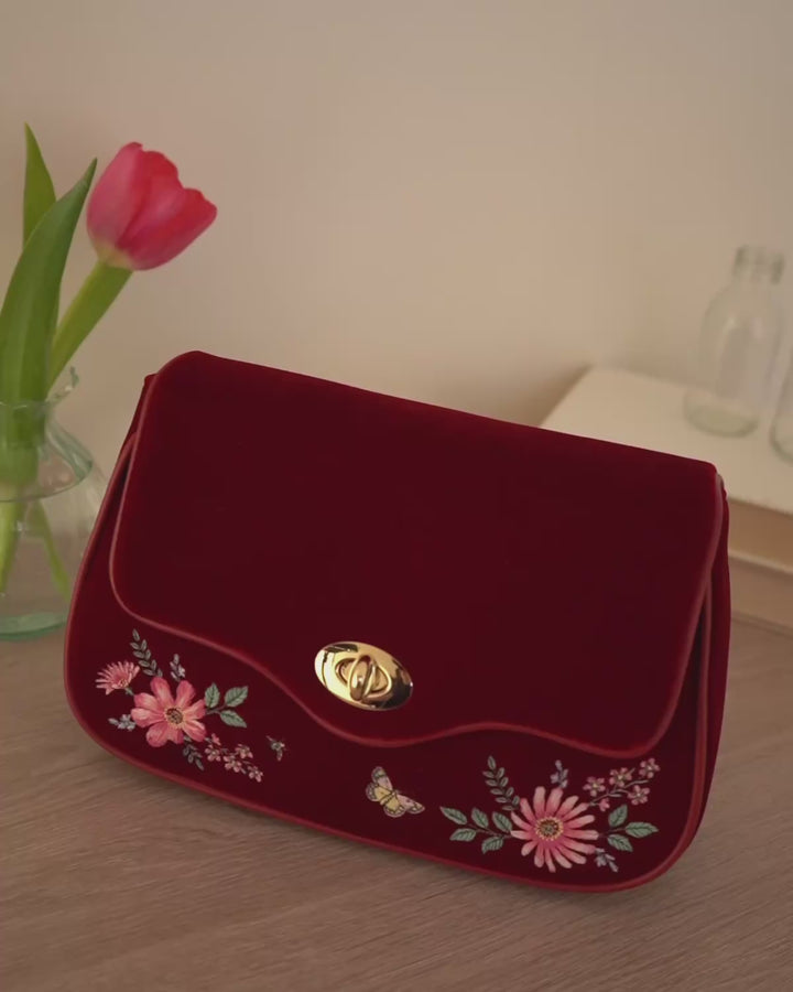Clutch in velluto rosso ricamato Mary Floral